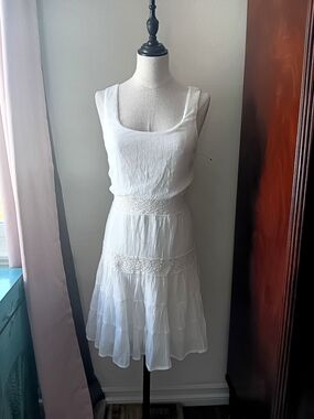 Lily Rose White Sleeveless Tiered Mini Dress